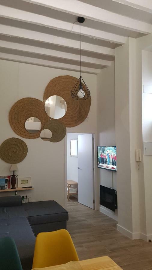 Luxury Apartment In Triana Close To The River Seville Exterior photo